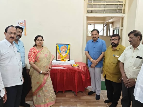Congress Leaders Pay Tribute to Rajarshi Chhatrapati Shahu Maharaj on His Birth Anniversary